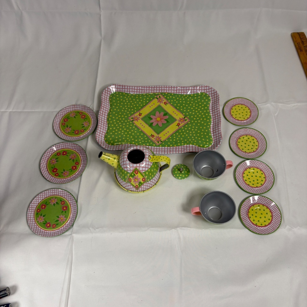 Vintage  Schylling Fancy Tin Tea Set 12 Piece Classic Children’s Not Complete